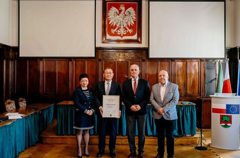 정몽원 회장, 폴란드 바우브지흐 명예시민 선정